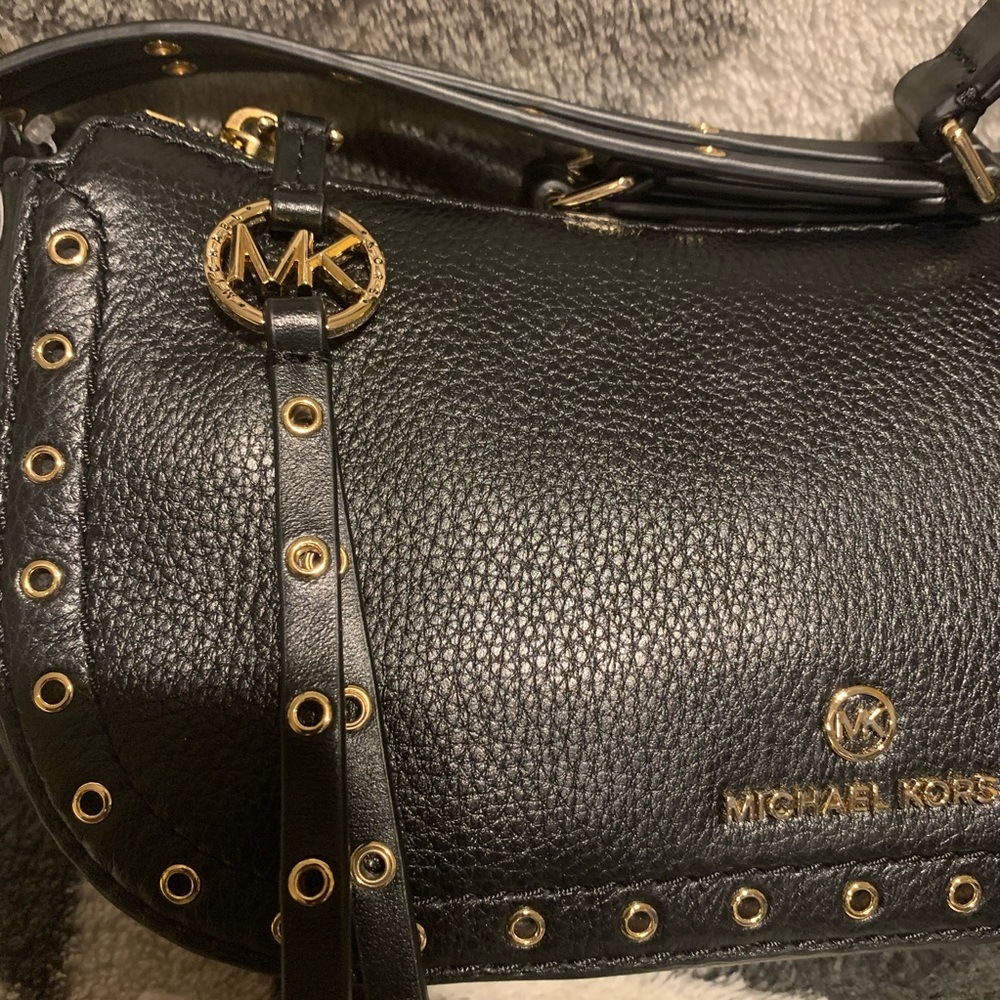 🆕Michael Kors Camden Pochette Bag - Picture 5 of 8